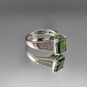 Green Chrome Diopside Emerald Cut Sterling Silver ring Size 8